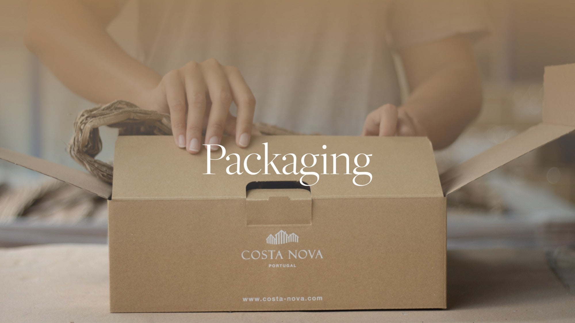 Holiday Shop - COSTA NOVA