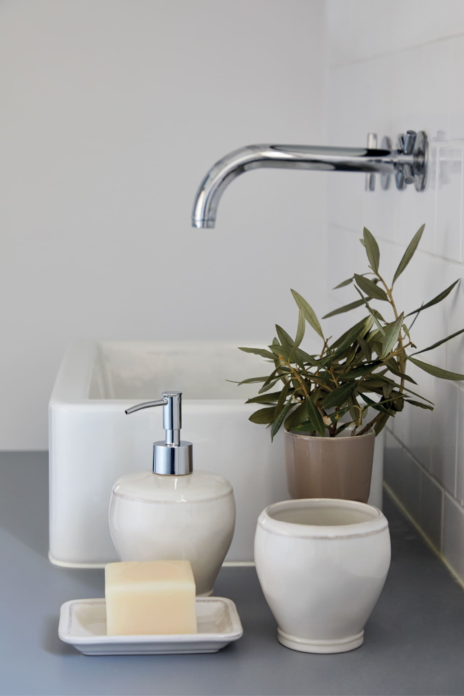 FONTANA BATH
